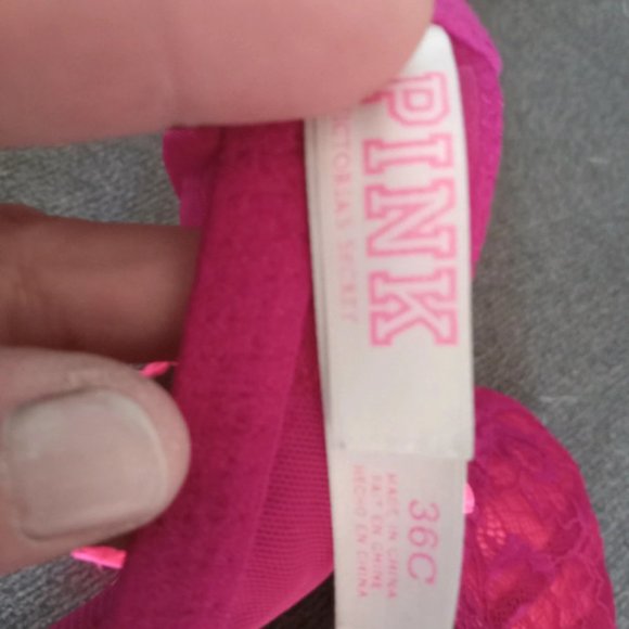 Victoria's Secret Pink Bra 36C - Picture 3 of 3